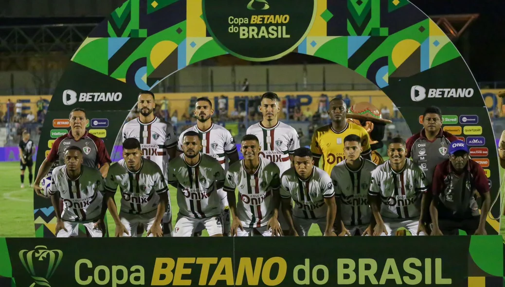 Time do Fluminense-PI na partida contra a Ponte Preta