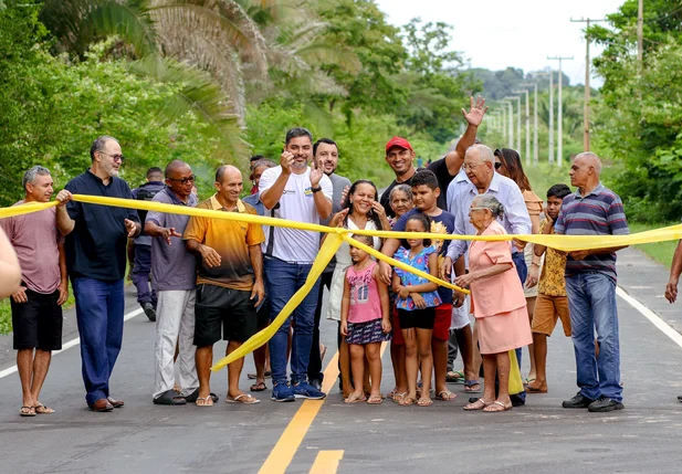 Prefeitura de Teresina inaugura pavimentação asfáltica da TER 335 no Povoado Amparo