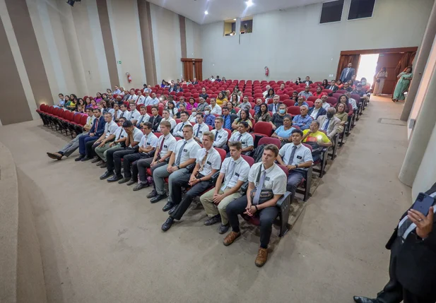 Alepi homenageia Igreja dos Mórmons pelos 40 anos no Piauí