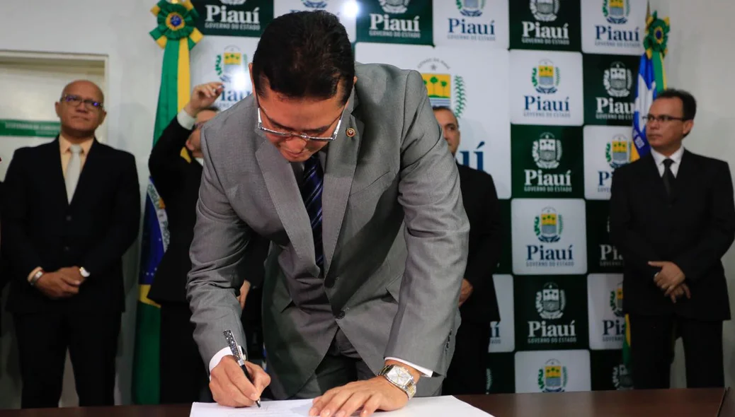 Cleandro Moura assinou parceria