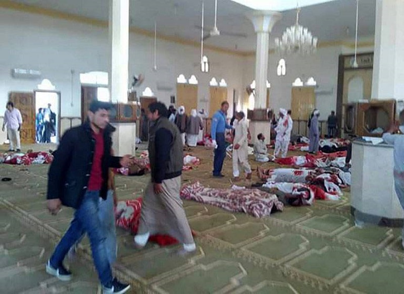 Ataque deixa pelo menos 184 mortos no Egito