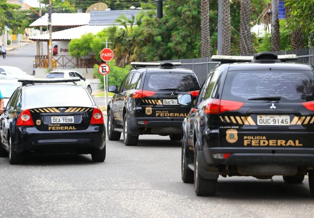Polícia Federal na Secretaria de Educação do Piauí