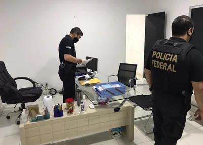 Policiais federais fazem buscas na Secretaria de Saúde de Pinheiro