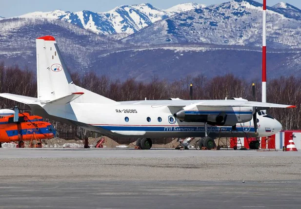 Avião com 28 pessoas a bordo cai no mar na Rússia
