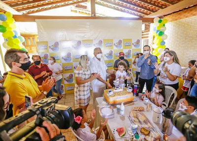 Dr. Pessoa comemora aniversário com crianças