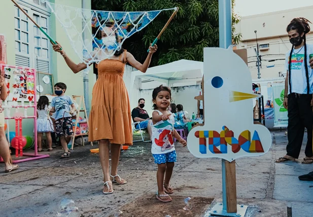 TRISCA - Festival de Arte com Criança