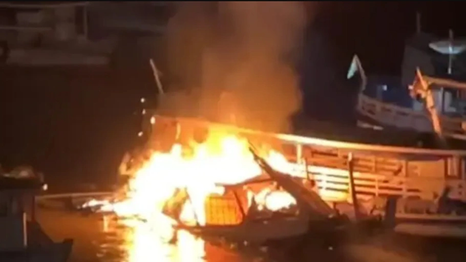 Barco que explodiu no Amazonas