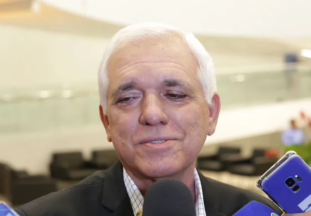 Vice-governador Themístocles Filho