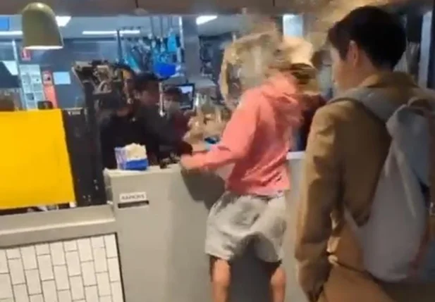 Briga no McDonald's Austrália