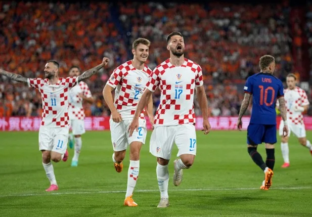 Croácia vence com brilho de Petkovic na prorrogação