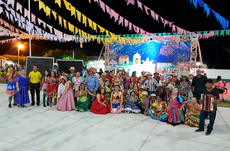 Prefeitura de São João da Fronteira realiza "Arraiá da Mió Idade"