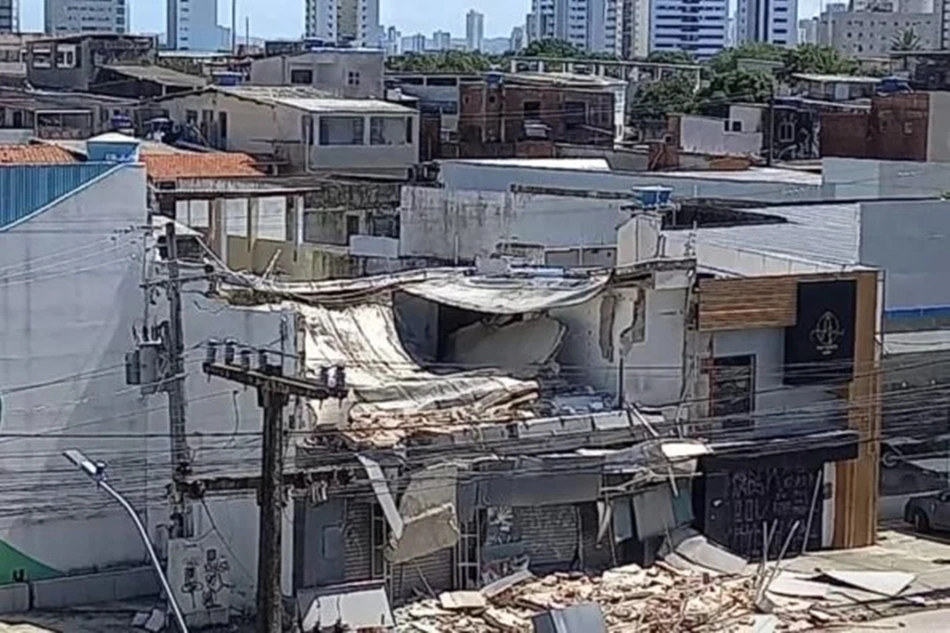 Mais um prédio desabou em Pernambuco, nesta segunda-feira (10)