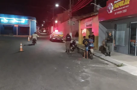 Blitz na cidade de Elesbão Veloso prende uma pessoa