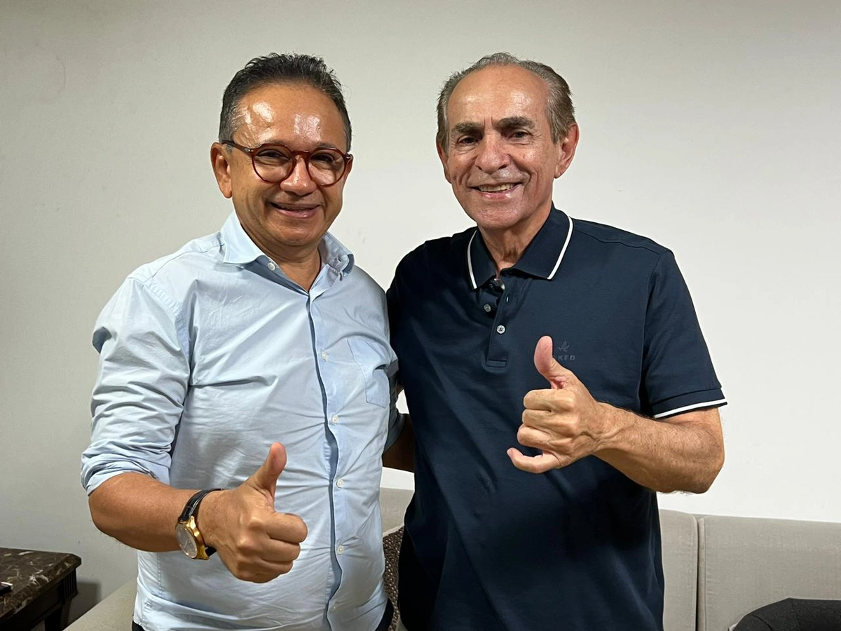 Dr. Hélio Oliveira e o senador Marcelo Castro