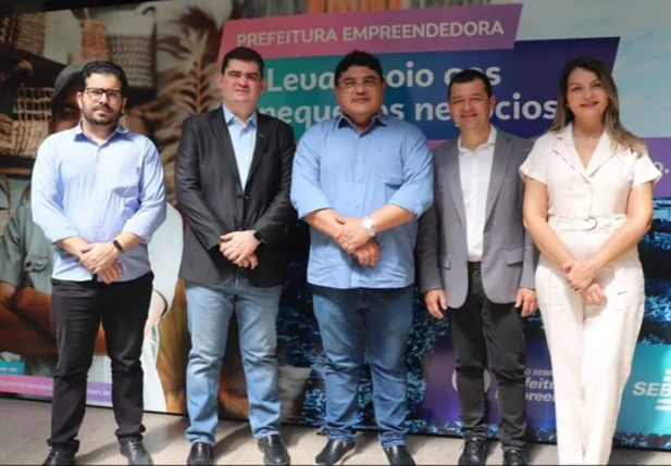 Prefeito de Altos comparece ao lançamento Prêmio Sebrae Prefeitura Empreendedora