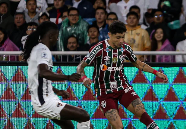 Fluminense perdeu para LDU no jogo de ida da Recopa