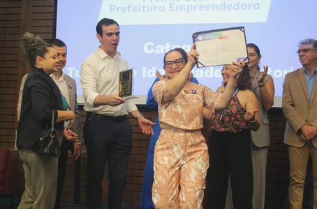 Prefeitura Betinha Brandão comemora Prêmio Sebrae Prefeitura Empreendedora