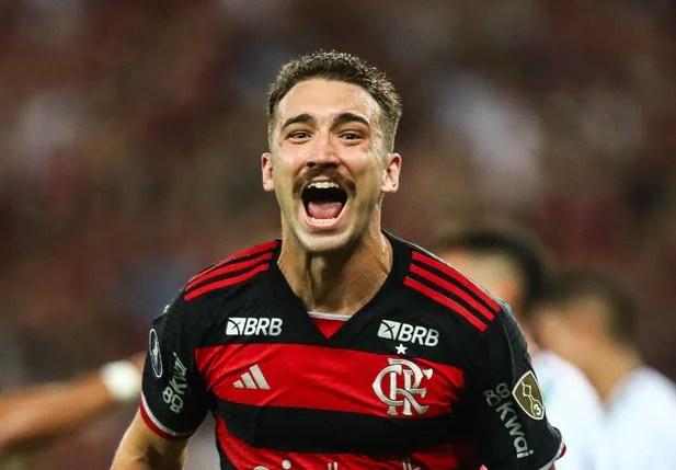 Léo Ortiz marca gol em estreia com a camisa do Flamengo