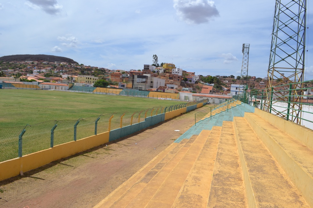 Interdição do Estádio Helvídio Nunes de Barros é suspensa