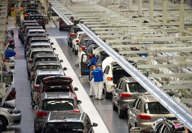 Volkswagen anuncia 30 mil demissões 