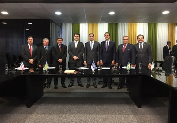 Wellington Dia se reúne com ministro de Minas e Energia em Brasília