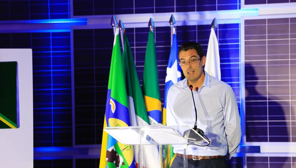 Políticos no Complexo Solar Nova Olinda em Ribeira do Pi