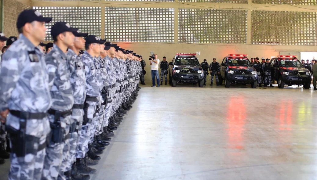 Governo do Estado entrega novas viaturas a Polícia Militar