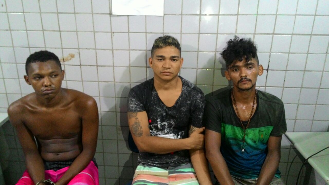 Três homens presos no bairro Vila Irmã Dulce 
