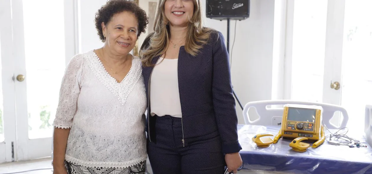 Regina Sousa e Rejane Dias