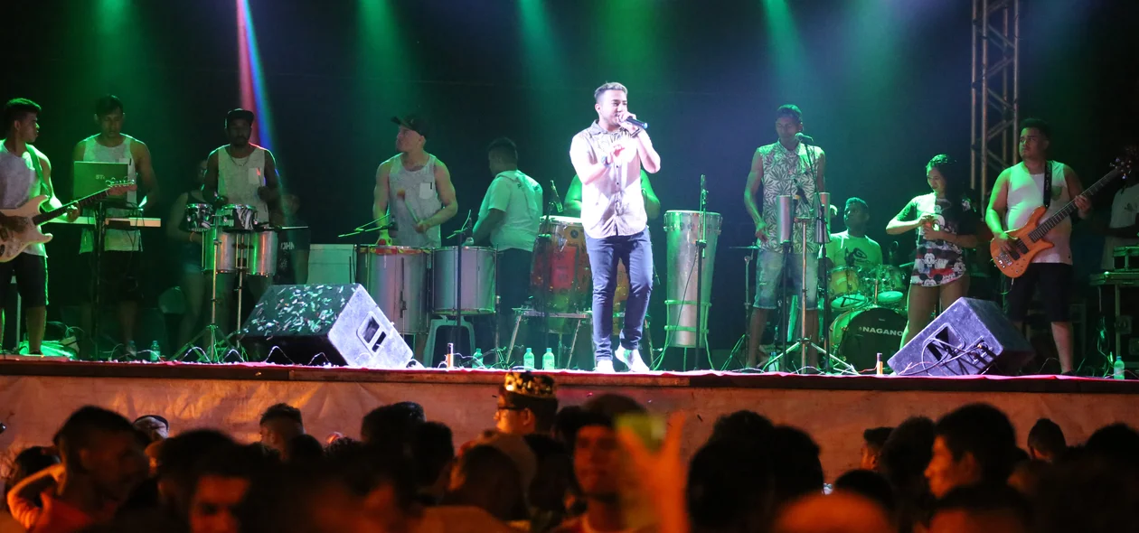 Atrações musicais marcaram presença no carnaval de Altos