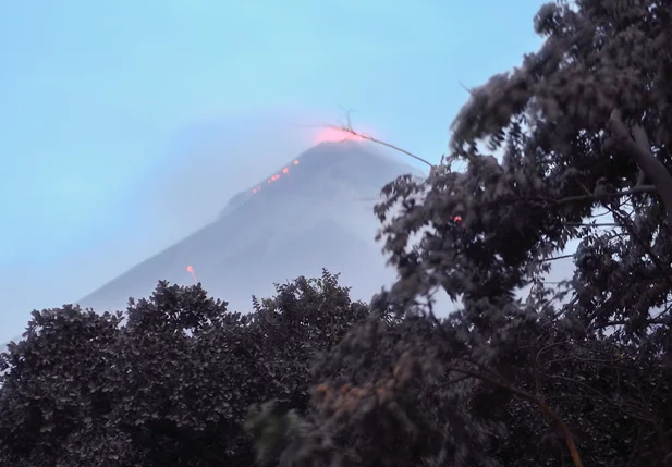 Vulcão de fogo na Guatemala 