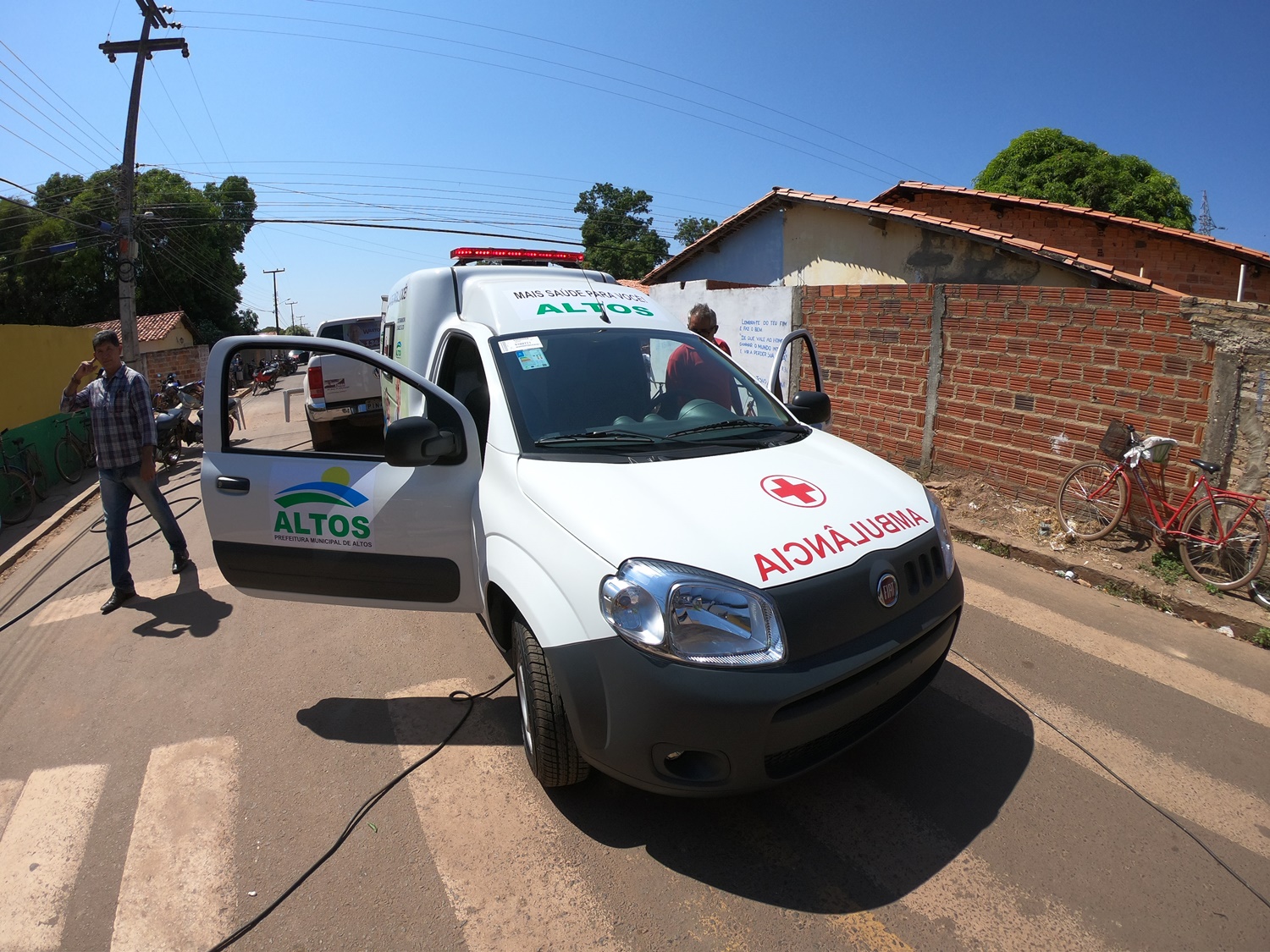 Prefeitura entrega nova ambulância para Hospital de Altos nessa sexta 