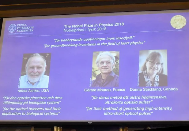 Trio de cientistas ganha o Prêmio Nobel de Física 2018