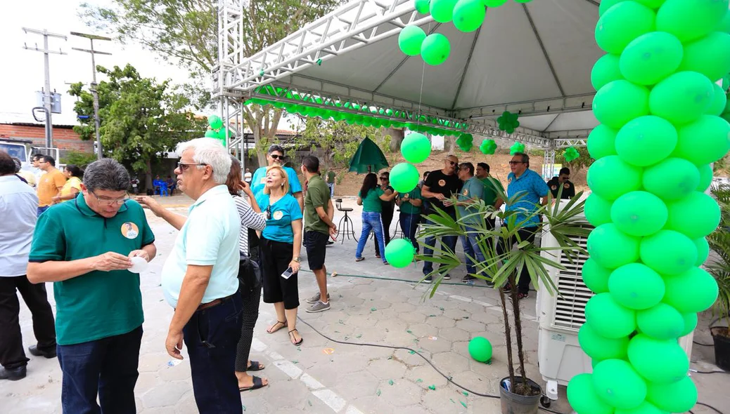 Stand do candidato Carlos Henrique