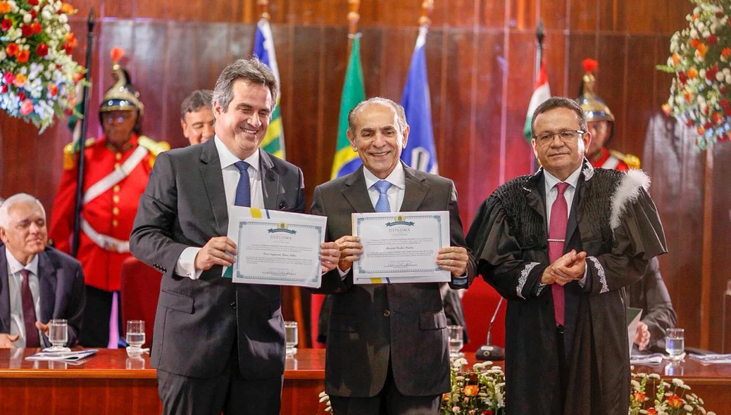 Ciro Nogueira e Marcelo Castro diplomados