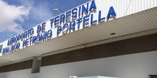 Aeroporto Senador Petrônio Portella