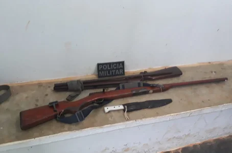 Armas apreendidas pela Polícia Militar em Ladre Sales