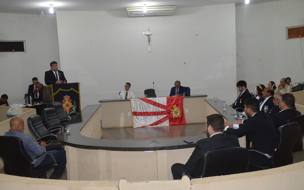 Sessão foi proposta pelo presidente da Câmara de Picos
