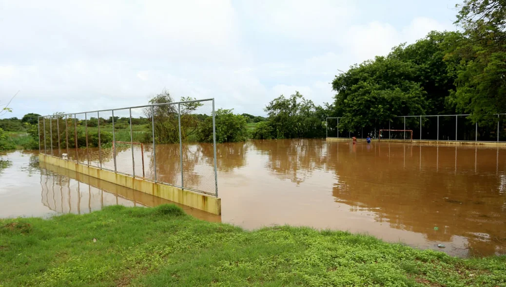 Nível da água do Encontro dos Rios subiu devido as chuvas
