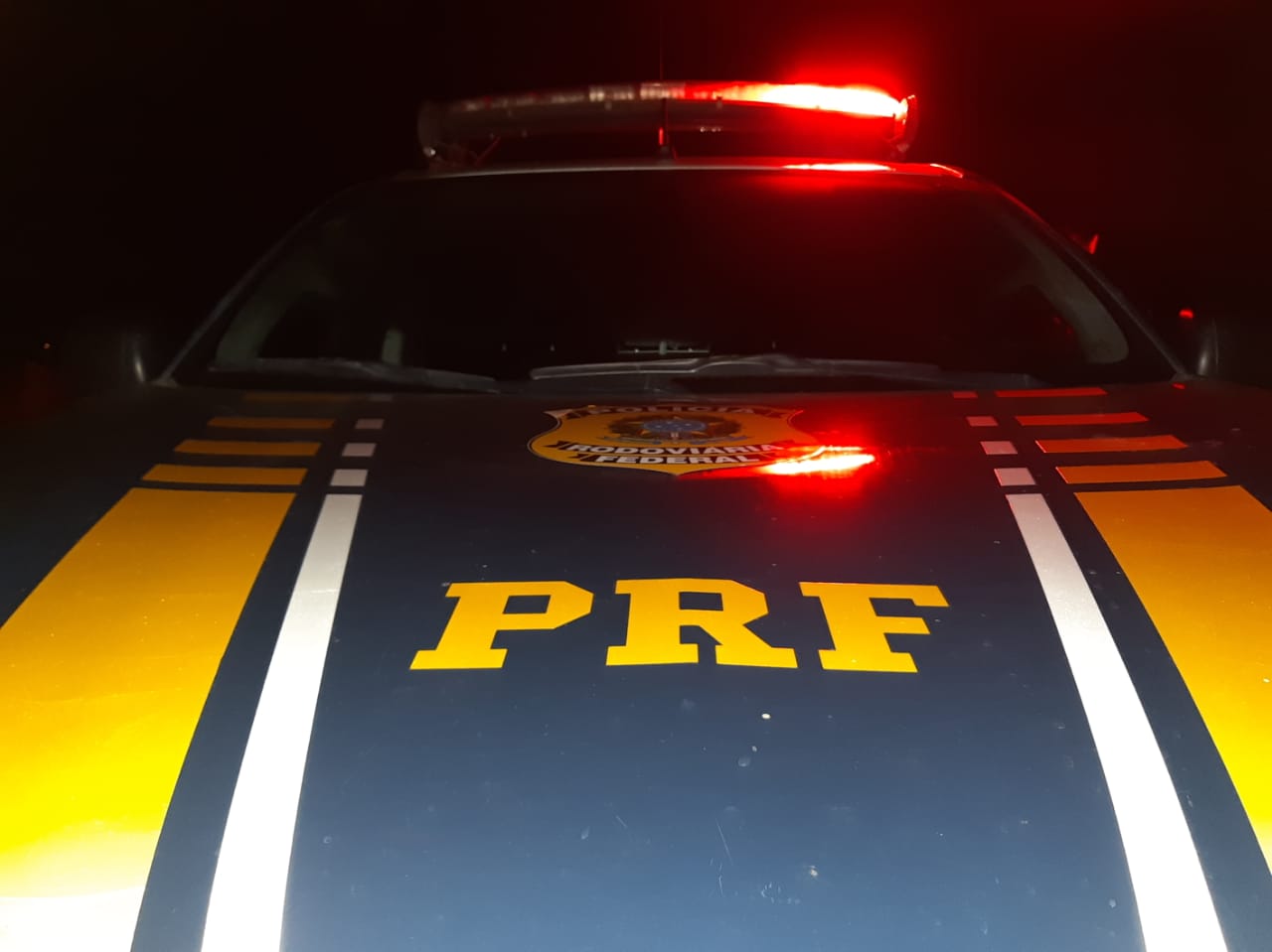 PRF recaptura três foragidos da Justiça na BR 343 em Teresina - GP1