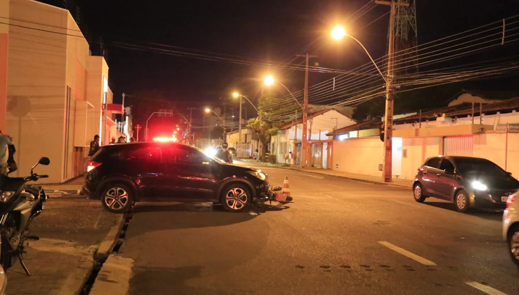 O acidente foi na Rua Pires de Castro