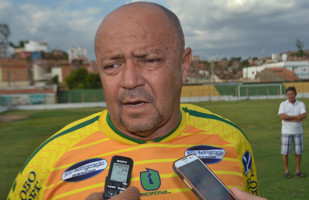 Adelmo Soares será o treinador do Picos na Segundona
