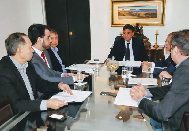 Reunião entre Wellington Dias e representantes da Secretaria de Estado de Desenvolvimento Econômico
