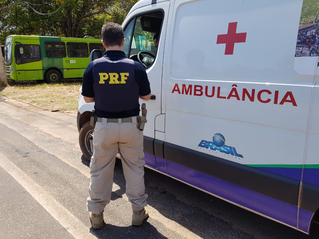 PRF apreende ambulâncias irregulares durante operação