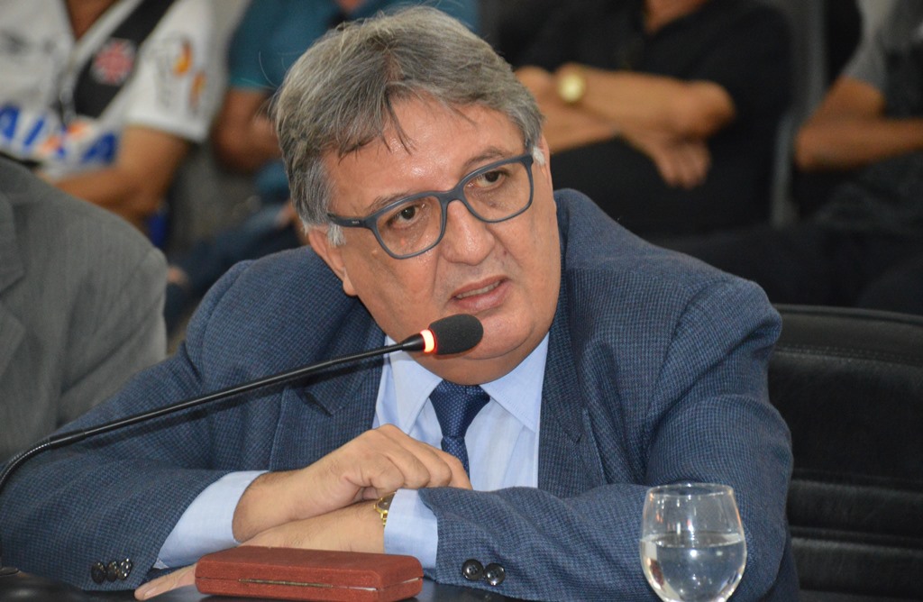 Tucano acusa vereador José Luís de se vender ao prefeito por uma secretaria