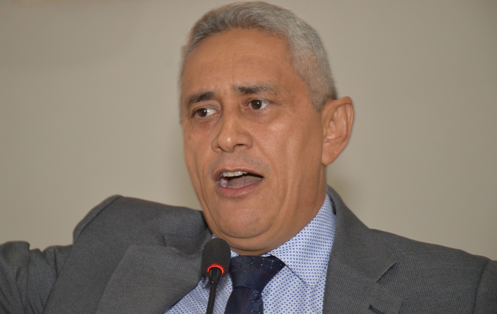 Vereador José Luís pede instalação de bafômetro na Câmara de Picos