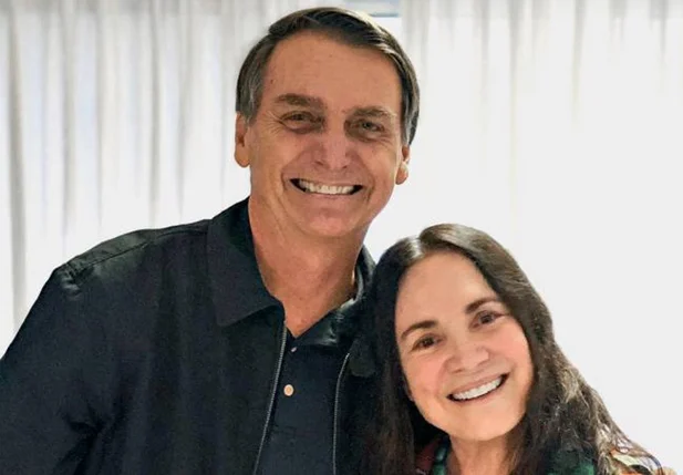 Regina Duarte e Bolsonaro