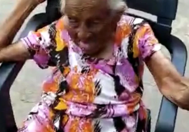 Idosa de 92 anos