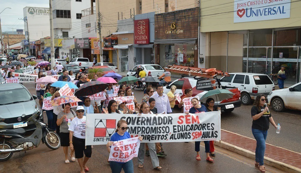 Protesto dos professores de Picos
