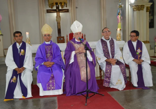Dom Augusto celebra 60 anos de sacerdócio